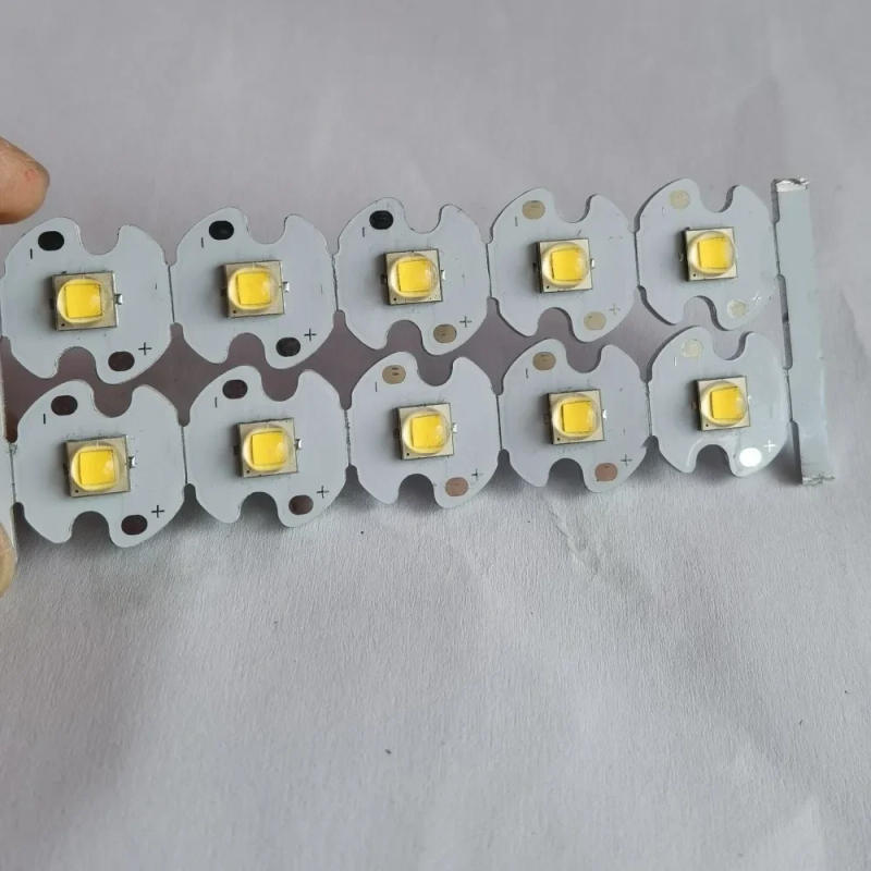 Description Picture 2 of item10W LED XML2 5050 Chip Cold Warm White Red Green Blue 3V3.6V Diodes on 16mm20mm Lamp Flashlights Parts DIY For Bicycle accesy