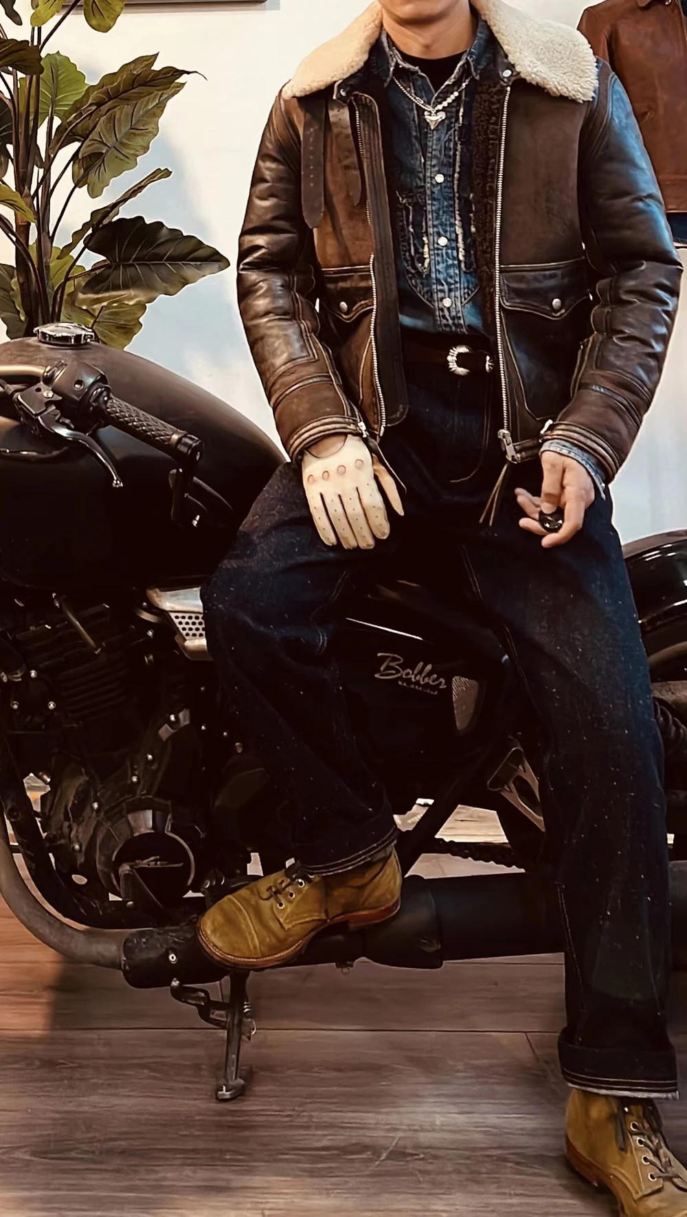 Description Picture 4 of itemCDF2093 European High Quality Super Warm Genuine Sheep Leather Jacket Mens Big Size B2 Shearling Bomber Military Pilot Fur Coat