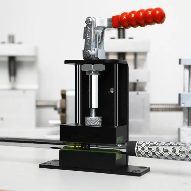 Description Picture 4 of itemGolf Club Clamp Grip Replacement Tool Golf Putter Swing Regrip Vise Tool Grip Hand Retainer Clamp Removal Tool Golf Supplies