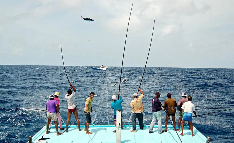 Description Picture 4 of itemGOOGAN SQUAD Men's PERFORMANCE FISHING UPF 50+ Sun Protection UV Shirt Hoodie Long Sleeve Plain Rash Guard Fishing Swim T-Shirts