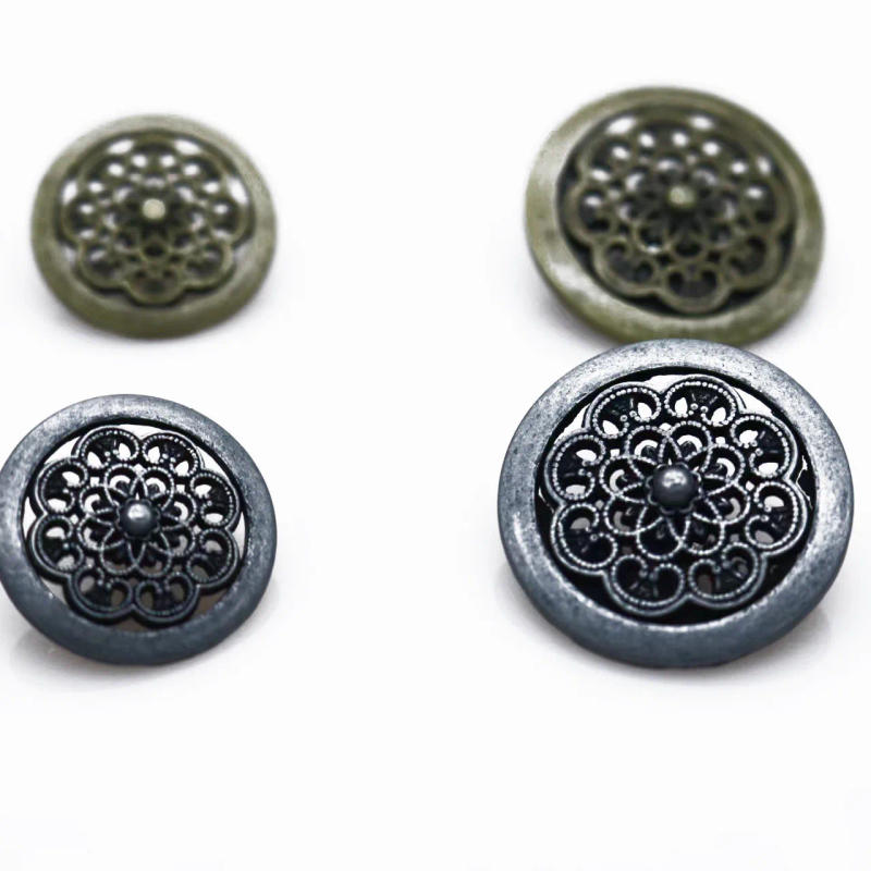 Description Picture 5 of item20pcs 20mm&25mm antique silver bronze Hollow flower Pattern Shank Sewing Metal Buttons DIY  Cloth Buttons Round Scrapbook button