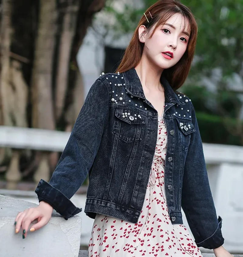 Description Picture 5 of item2024 New Denim Jacket Women's Short Denim Jacket Beaded Pearl Jacket Loose Spring and Autumn
