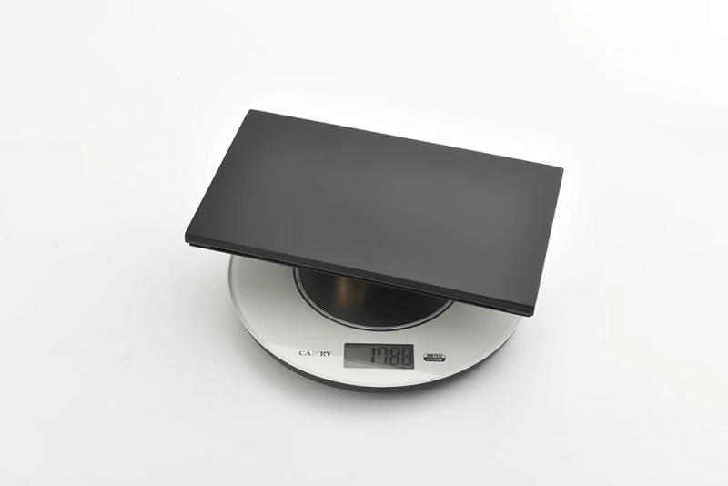 Description Picture 3 of itemBlack Embedded Wall-Mounted Bathtub Faucet Set, Waterfall Flow, with Handheld Shower Function, Hot and Cold Switch GN124TB