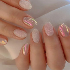 24Pcs Simple False Nails with Glue Short Almond Fake Nails Glitter Aurora Round Head Full Cover Nail Tips Oval Press on Nails