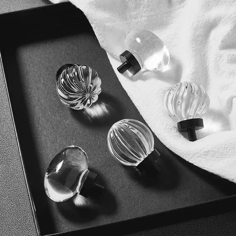 Description Picture 5 of itemCrystal Dove Egg Cabinet Door Handle Modern Light Luxury Crystal Brass Drawer Wardrobe Cabinet Door Handle Furniture Hardware