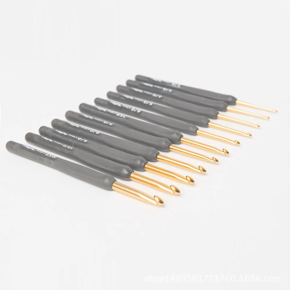 Description Picture 4 of itemJapan Hiroshima Tools Tulip Eitmo Series Lace Black Handle Gold Crochet Hand-knitted DIY Wool Crochet Free Shipping