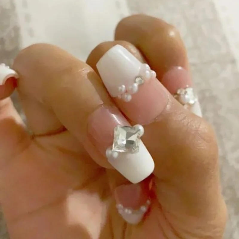 Description Picture 6 of item10Pcs Short Handmade Press-on Nails Diamond Gold Powder Edging Nail Tips Wearable Cat Eye Design Fake Nail for Women&girls Wear