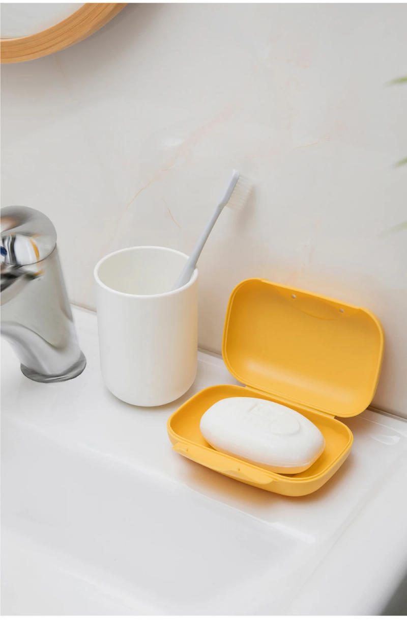 Description Picture 6 of itemPortable Travel Soap Box Four Colors Waterproof Leak Proof Stylish Compact Easy To Carry Bathroom Storage Sealed Box