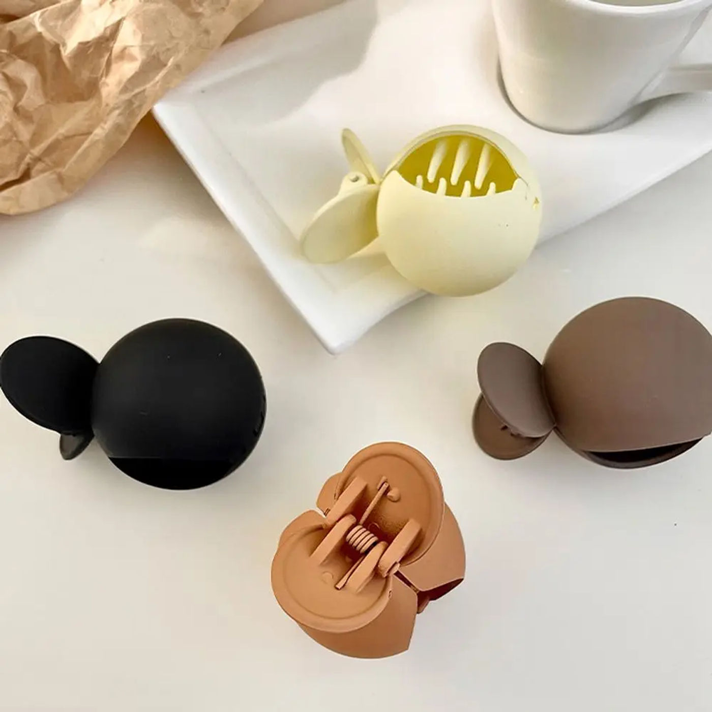 Description Picture 4 of itemRetro Solid Color Headwear Circular Small Hair Claw Ponytail Holder Fixed Artifact Korean Style Hair Clip Girls Hairpin