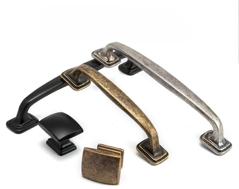 Description Picture 3 of itemMARUAT Retro Cupboard Pull Handles Metal Antique Brass Wardrobe 96/128mm Kitchen Drawer Cabinet Door Handle Furniture Knobs