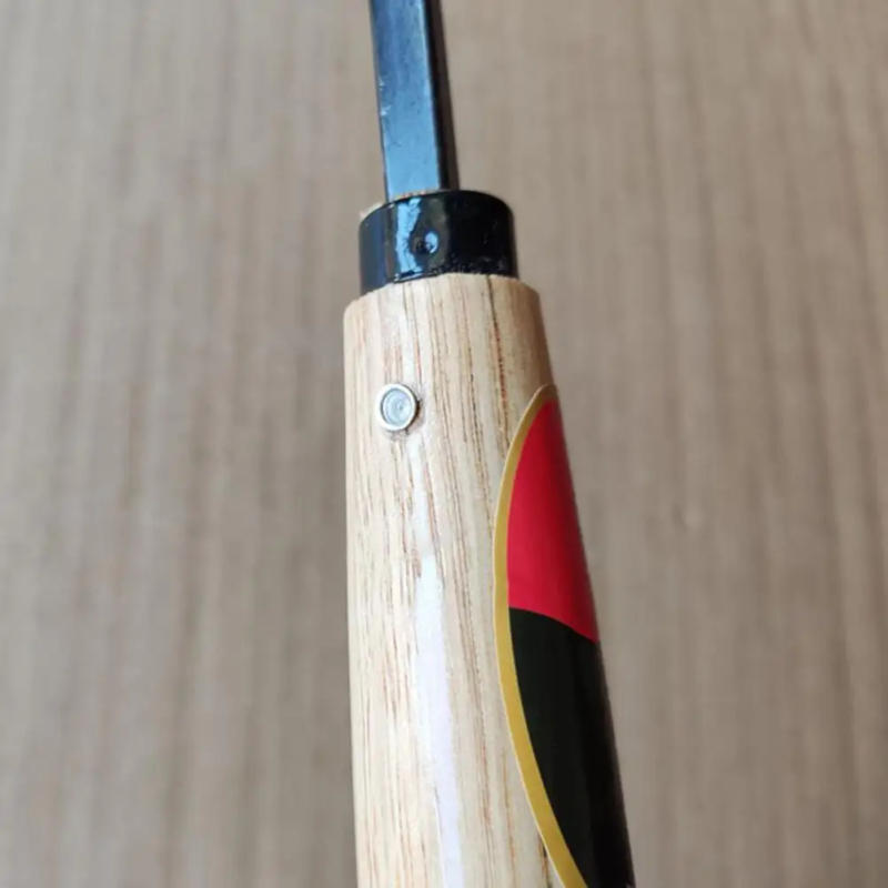 Description Picture 5 of itemPremium Japanese Style Weeding Sickle with Wooden Handle, Garden Maintenance Tool, Sharp for Cultivating