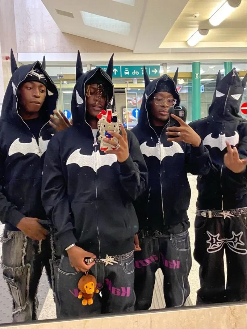 Description Picture 5 of itemStreetwear Y2K Zip Up Hoodie Men Women Gothic Embroidery Bat Anime Hoodie Hip Hop Oversized Sweatshirt Harajuku Rock Fashion New