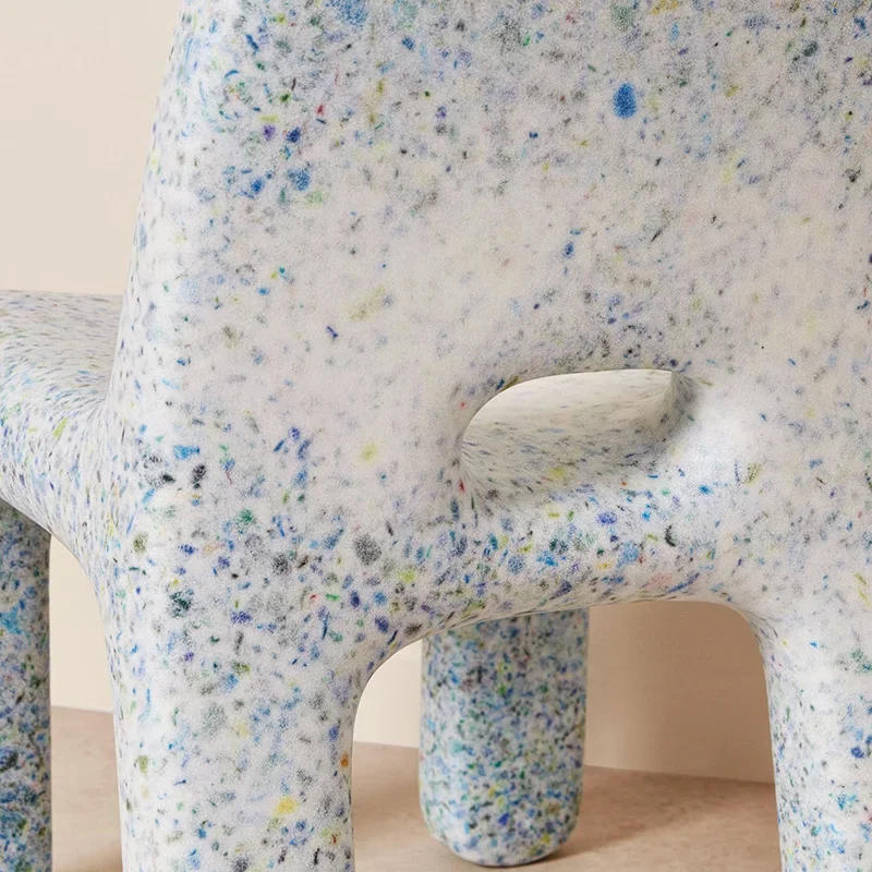 Description Picture 4 of itemNordic Girl Table And Chair Furniture Plastic School Writing Small Desk Creative Design Living Room Study Table Desks