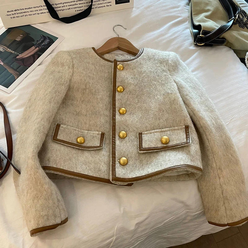 Description Picture 4 of itemVintage Cropped Tweed Jacket Women Thicken Quilted Blazer Korean Elegant Short Coat Winter Single Breasted Casual Outerwear Tops