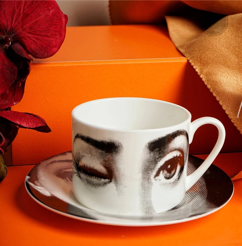 Description Picture 5 of itemNew Gold Plated Coffee Mug Creative Cat Ceramics Tea Cup High Quality Vintage Ceramics Cups & Saucers