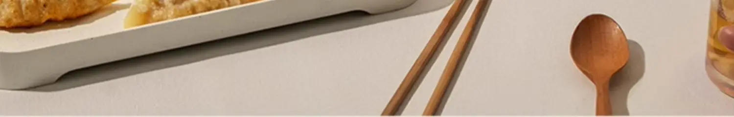 Description Picture 5 of item220V Multifunctional Multi Cookers with Non Stick Coating Baking Tray and Hot Pot,2000W High-power IH Electromagnetic Induction