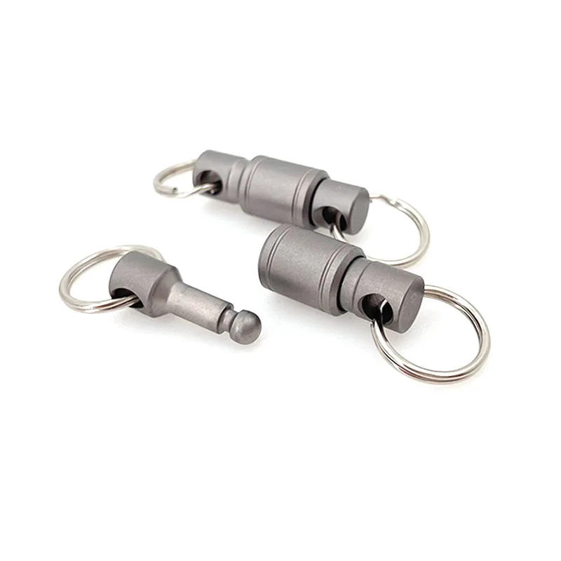 Description Picture 6 of itemTitanium Rotate Buckle Portable Multifunctional EDC Outdoor Tool Titanium Alloy Waist Belt Quick Buckle Keyring