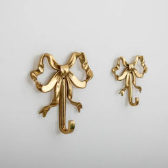Nordic Retro Clothes Hook Coat Hook Bedroom Porch Bathroom Decoration Luxury Solid Brass Bow Shape Wall