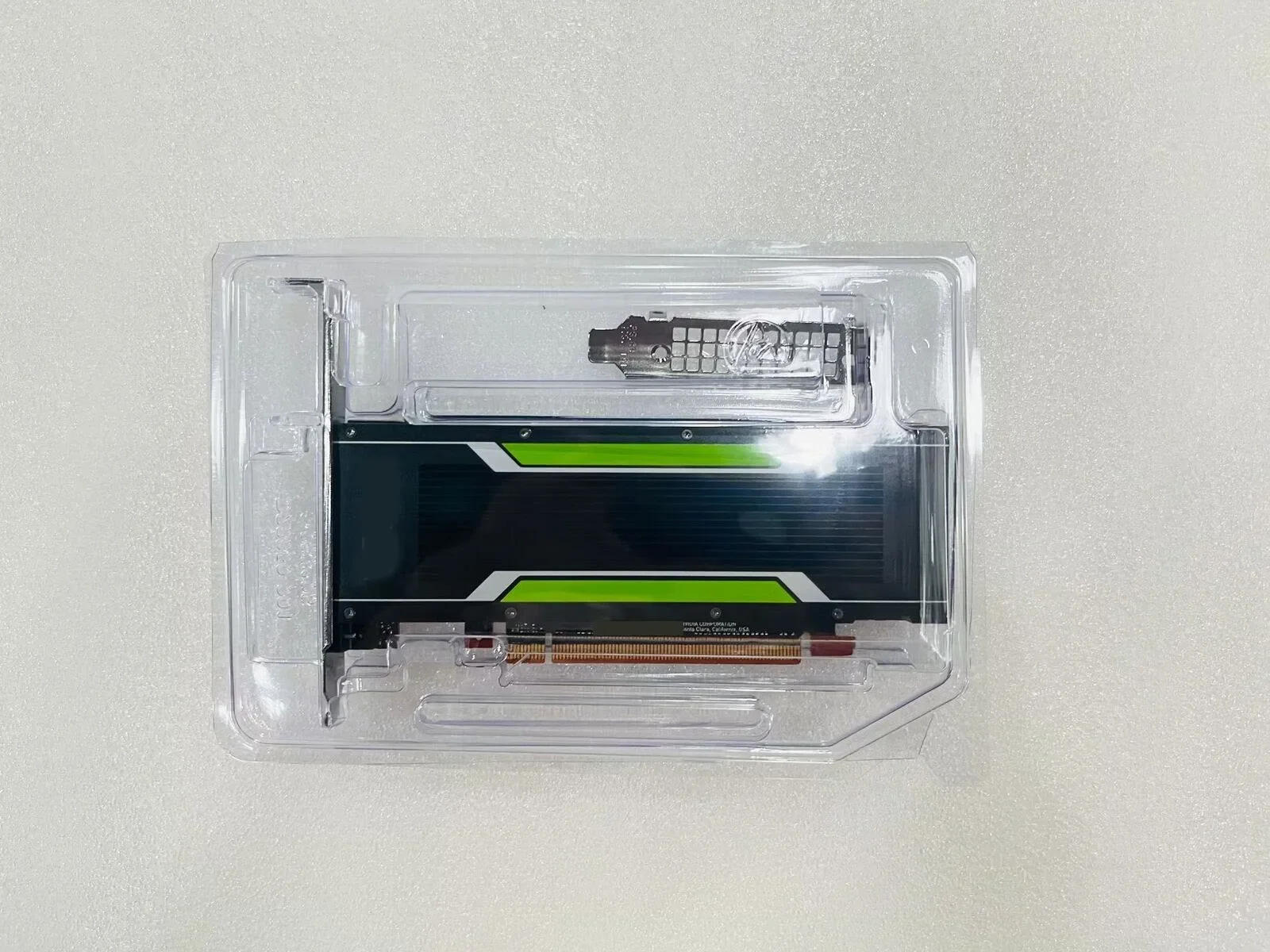 Description Picture 4 of itemP4 8GB GPU Card graphics GDDR5 Supermicro PCI-E