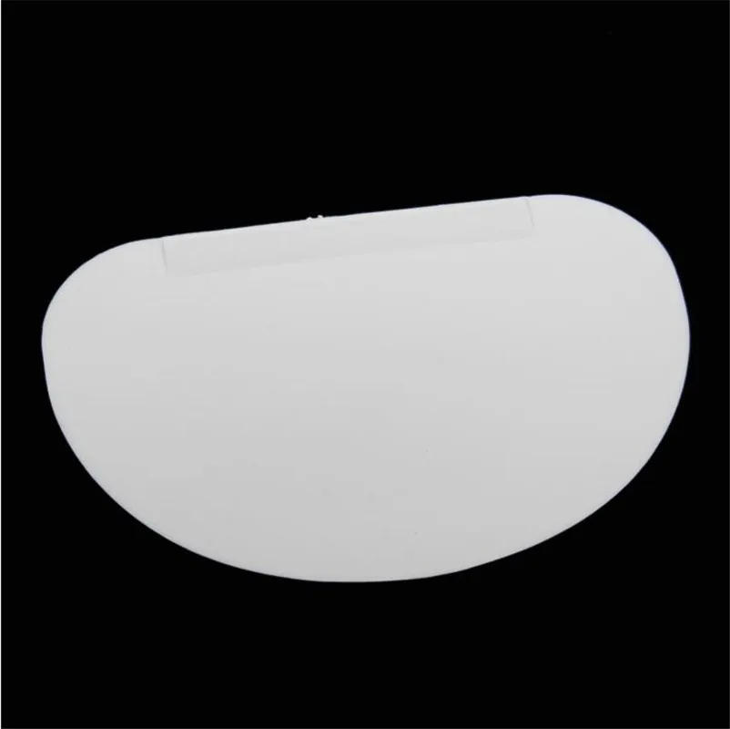 Description Picture 4 of itemRound Plastic Dough Pizza Cutter Pastry Slicer Blade Dough Scraper for Cake Bread Pasty Scraper Kitchen Tools baking accessories