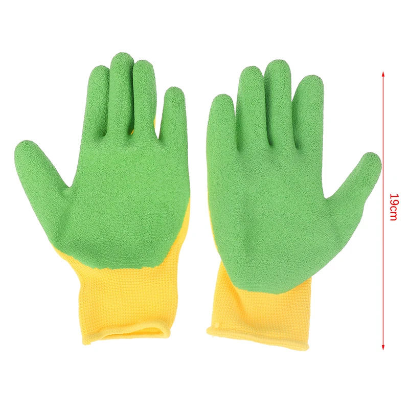 Description Picture 3 of itemKids Protective Gloves Durable Waterproof Garden Gloves Children Anti Bite Cut Collect Seashells Protector Planting Work Gadget