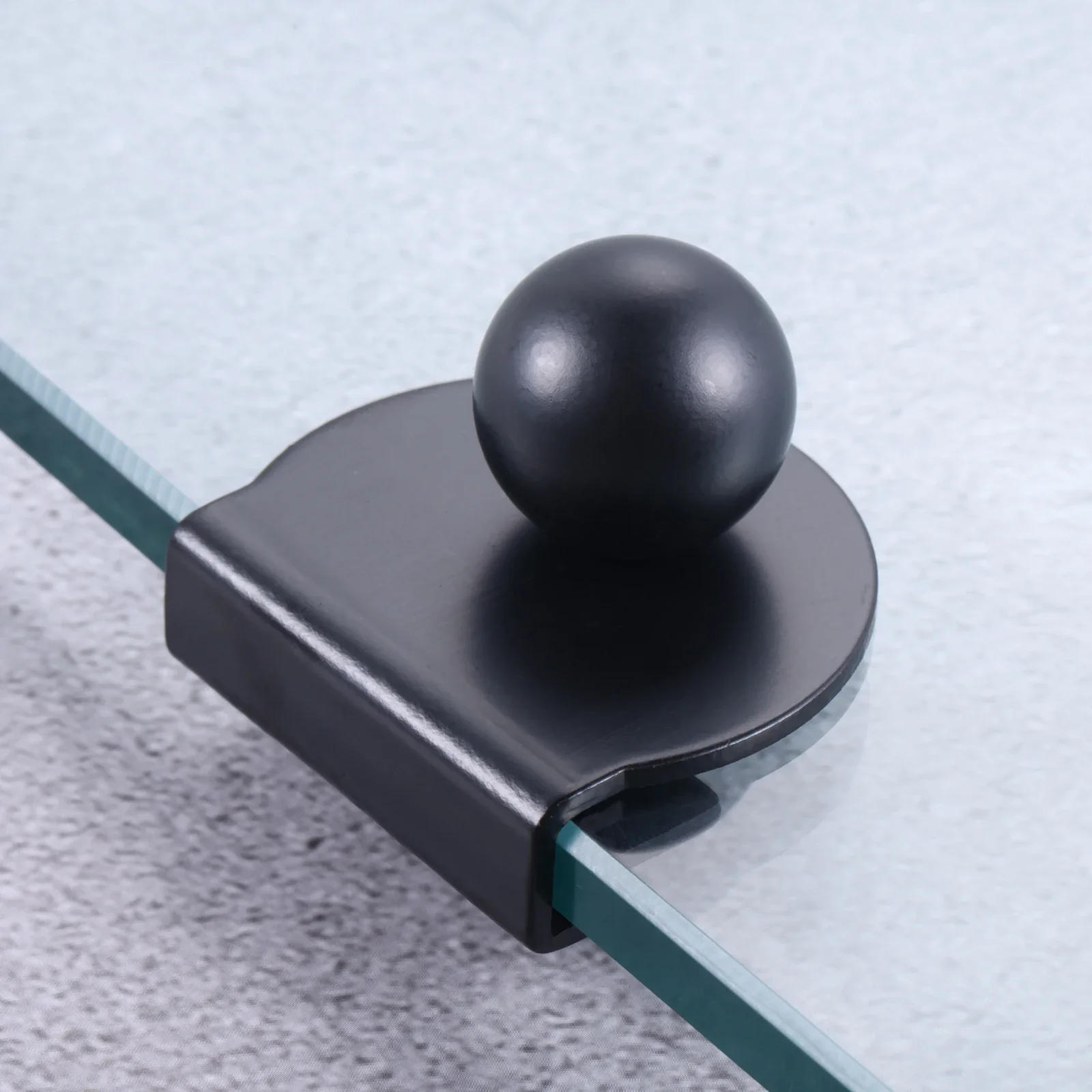 Description Picture 6 of item4pcs Glass Clamp Handles Black/Silver Iron Clip Round Pull Knob for 5mm-8mm Glass Kitchen Chest Wine Cabinet Showcase Drill-free