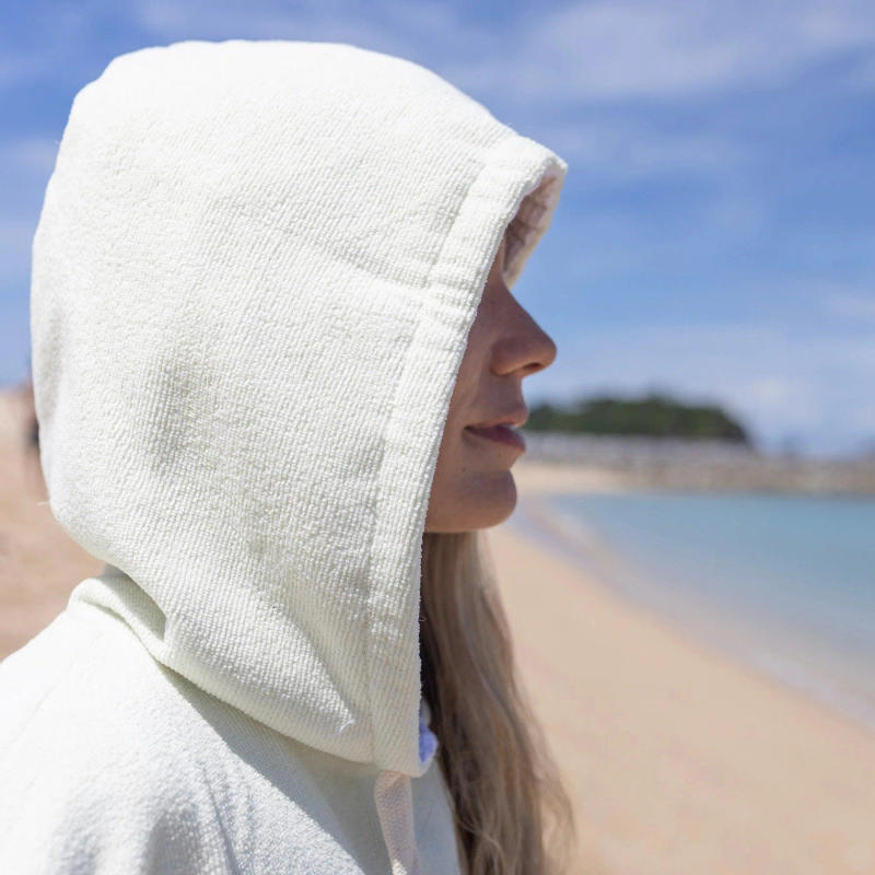 Description Picture 6 of itemUnisex Microfiber Surfing Towel Hooded Swimming Changing Robe Keep Warm Quick-drying Beach Bath Poncho Thicken Diving Towel