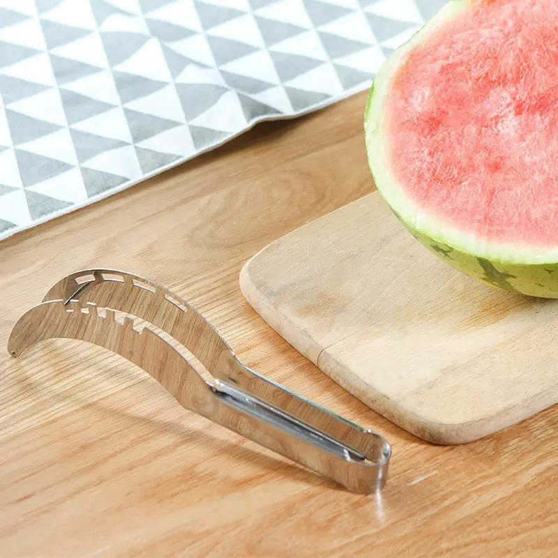 Description Picture 2 of itemWatermelon Artifact Slicing Knife Stainless Steel Knife Corer Fruit And Vegetable Tools Watermelon Clip kitchen Accessories