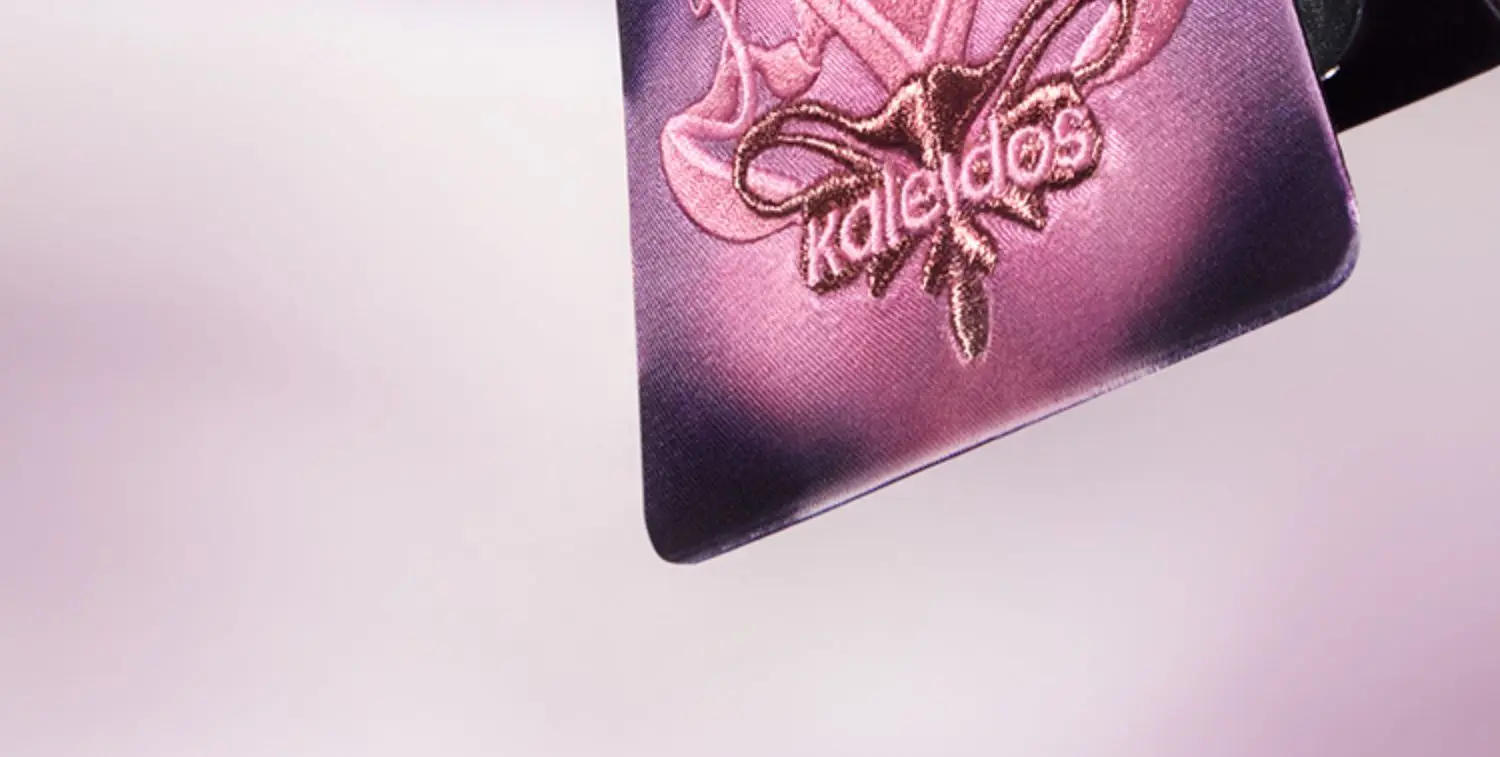 Description Picture 4 of itemKaleidos Glitter Eyeshadow Makeup Palette 4Colorful High Pigmented Shimmer Glitter Eye Shadow Make Up Pallet Gift Set