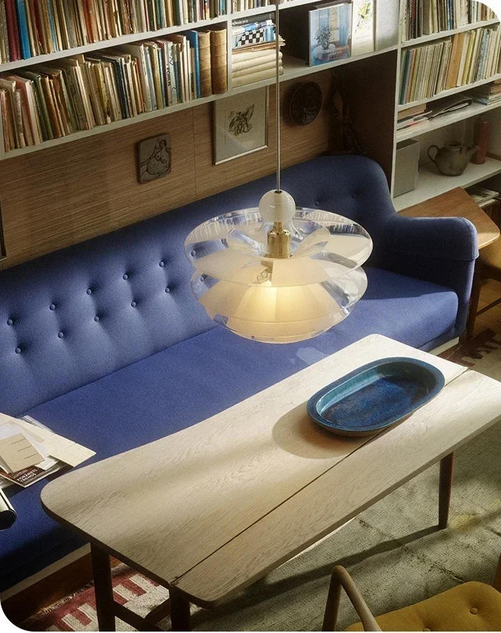 Description Picture 5 of itemDanish Designer Art Glass Modern LED Ceiling Pendant Hanging Chandelier for Living Dining Room Villa Decoration Transparent