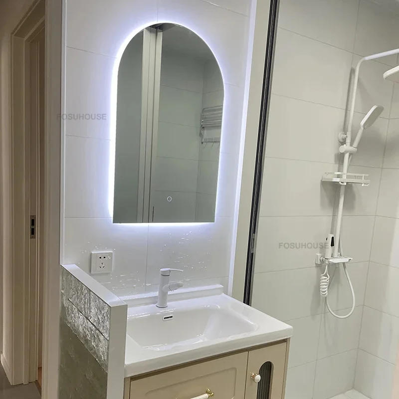 Description Picture 5 of itemModern Smart Bathroom Mirrors Bathroom Arched Vanity Mirror Light Luxury LED Light-emitting Touch Screen Bath Mirrors with Light