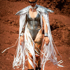 Leosoxs Gothic Sequin Fringe Tassel Wings Cover Ups Unisex Y2K 2024 Cosplay Costumes Capes Streetwear Beach Party Shawl Cloak