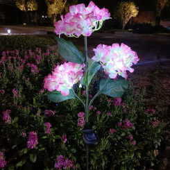 LED Solar Lamp 3 Head Hydrangea Rose Landscape Lamp Courtyard Lawn Outdoor Waterproof Artificial Flower LED Garden Lawn Lights