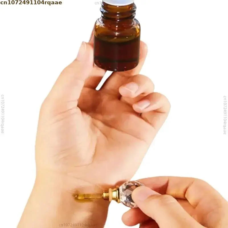 Description Picture 3 of itemHigh Quality Original Oud Fat Genuine Kynam Oil Pure Natural Cambodian Oud Oil Incense Slight Aromatic Home Perfume 2g/bottle