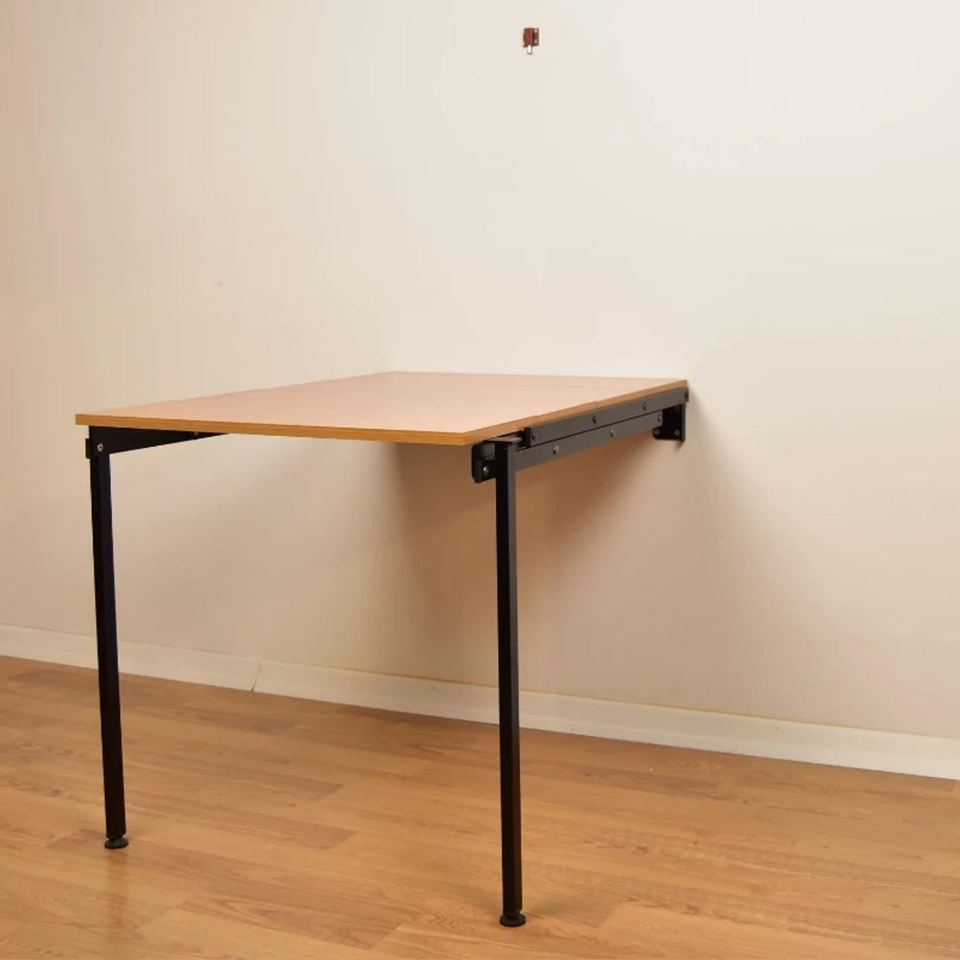 Slide d57187abcd9940588c670309addb6a6c