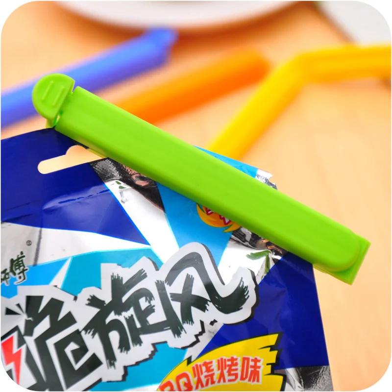 Description Picture 3 of item10/2Pcs Food Sealing Bag Clips Portable Kitchen Snack Storage Sealer Clamp Home Kitchen Storage Tool Plastic Food Bag Close Clip