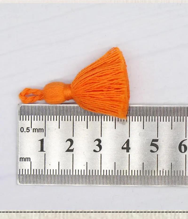 Description Picture 3 of item10pcs 3cm Mini Craft Tassels Fringe Tassels Pendant Crafts Sewing Tasses DIY Handmade Earring Jewelry Key Curtains Fringe Trim