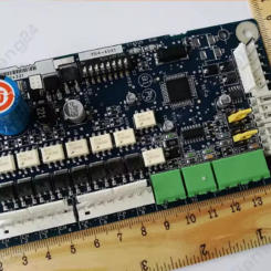 Carrier Air Conditioner 32GB500442EE/CEPL130567-03-R Fan Control Module AUX1/Carrier