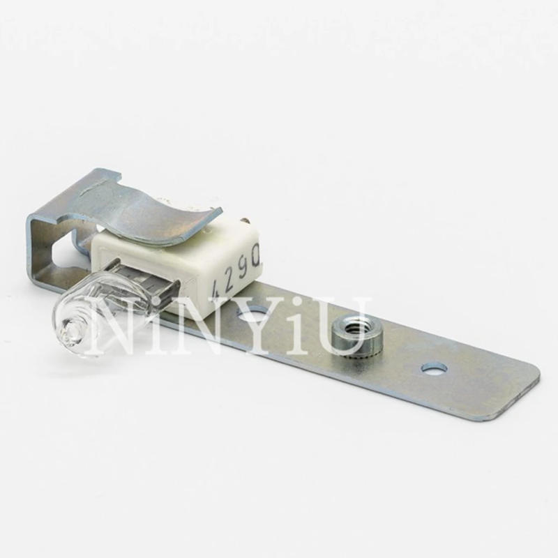 Description Picture 2 of itemPerkin Elmer B0114620 Halogen Lamp PE Lambda 750 850 950 25/35/45 Lambda B0114620 lamp