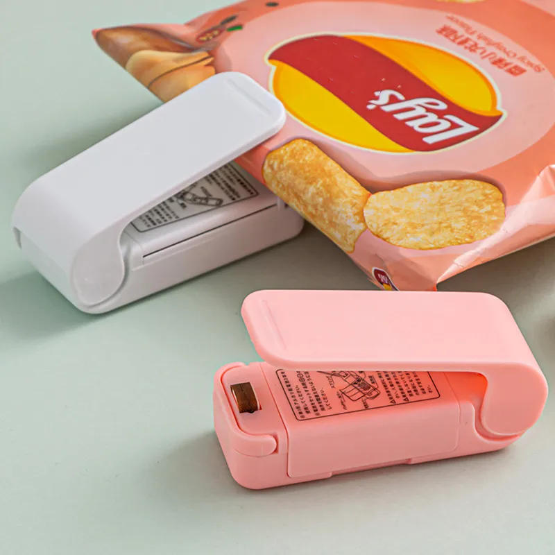 Description Picture 3 of itemMini Portable Heat Sealer Storage Bag Clip Sealing Machine Food Snack Packaging Organizer Fruit Sealing Kitchen Tools Gadgets