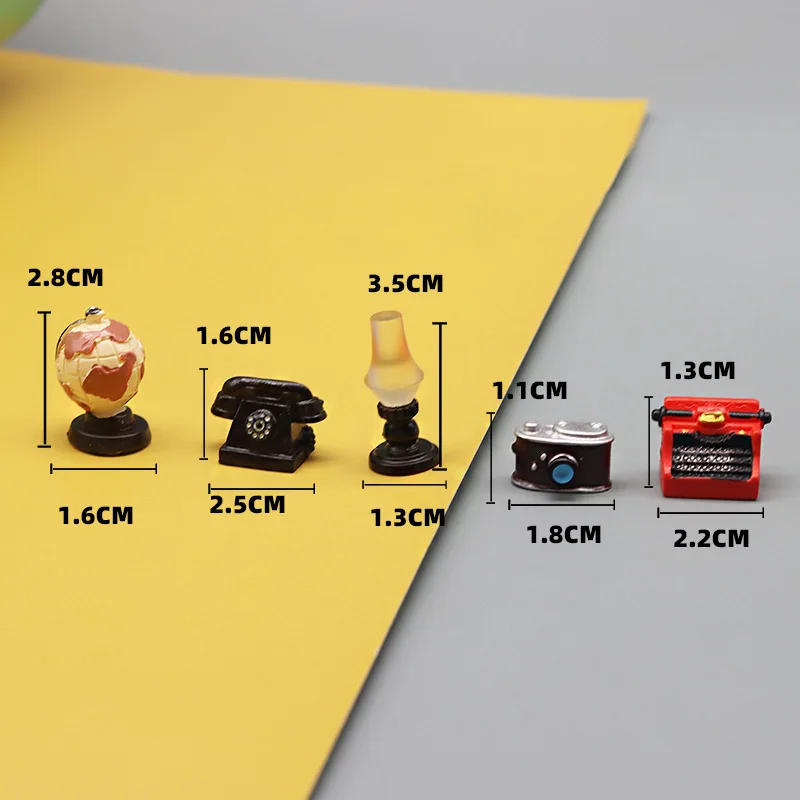 Description Picture 6 of itemRetro Appliances Model Miniature Camera Gramophone TV Radio Fan Wall Clock DIY Doll House Decor, Terrarium Landscape Figurines