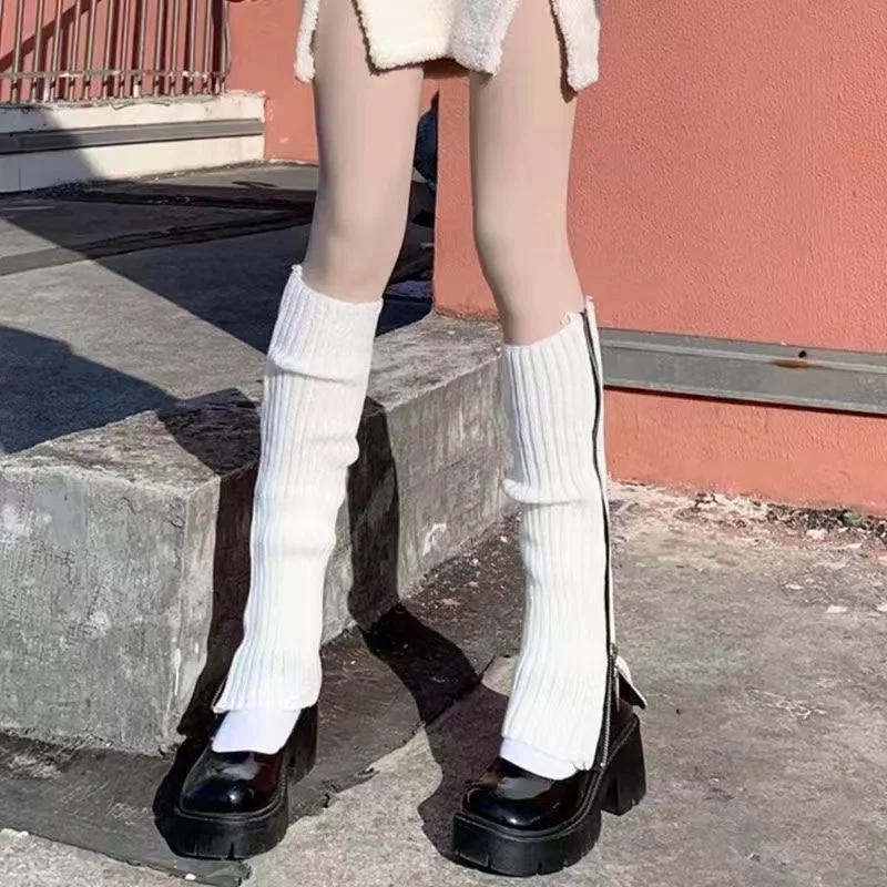 Description Picture 3 of itemA pair of black and white knitted leg covers for women, Korean style trendy mid-calf socks with zipper piles, Japanese style Har