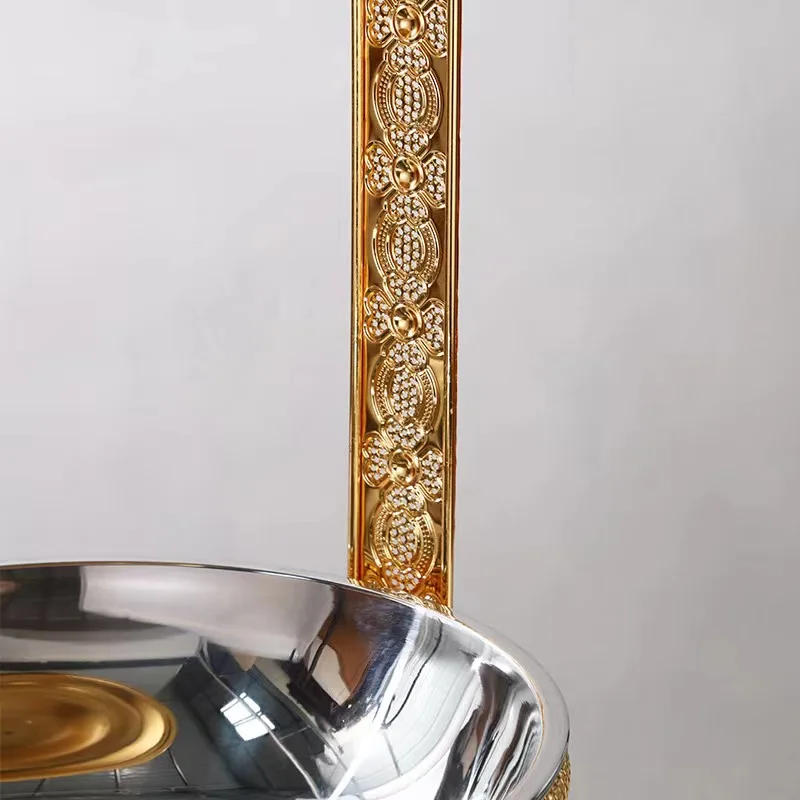 Description Picture 4 of itemNew 8L Stainless Steel Gold Hot Pot Large Capacity Chafing Dish With Hanger Lid For Buffet Party Wedding