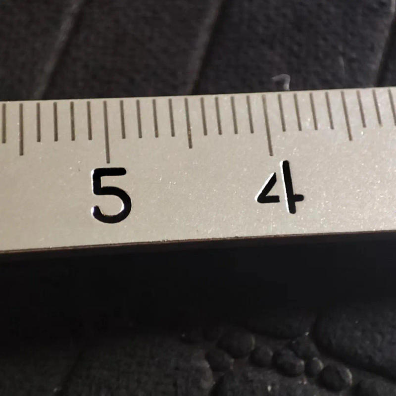 Description Picture 3 of itemNew Leather Craft Ruler Metal Angle Square Measuring L-Shaped Ruler Leathercraft Accessories Tools Sets CUtting