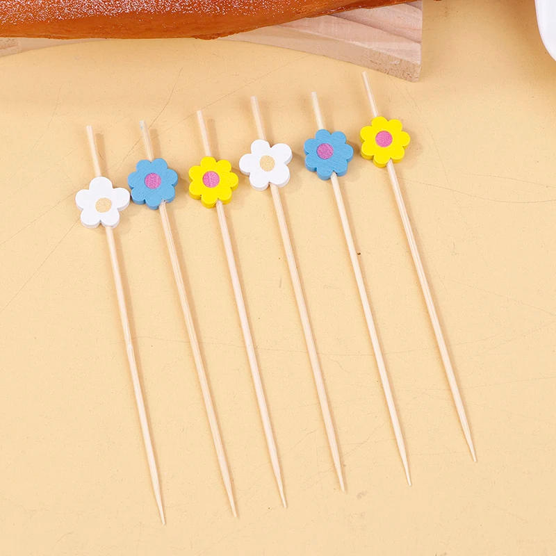 Description Picture 4 of item100Pcs 12CM Sweet Daisy Flower Disposable Bamboo Food Picks Dessert Buffet Fruit Forks For Birthday Wedding Baby Shower Party