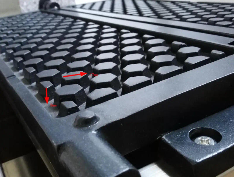 Description Picture 4 of itemCommercial Honeycomb waffle machine Non-stick Waffle Baker Bubble Egg Cake Oven waffle