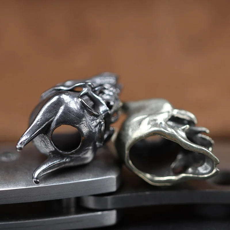 Description Picture 5 of itemGothic Devil Satan Skull Head Brass Knife Beads DIY EDC Paracord Handmade Accessories Punk Men Outdoor Tools Lanyard Pendants