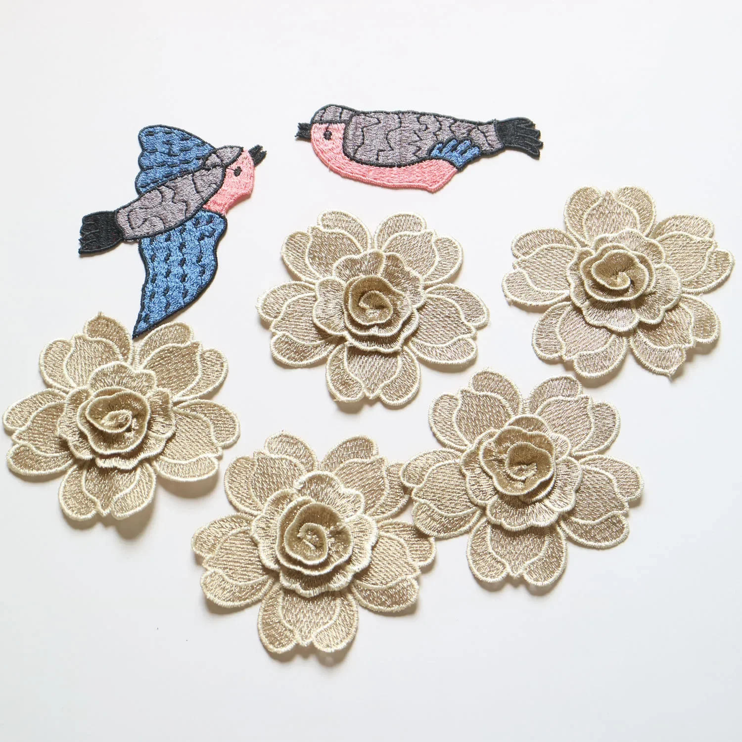 Description Picture 2 of itemGolden rose flower patches for clothes DIY sew on parche appliques birds Embroidery applique patch ropa clothing accessory