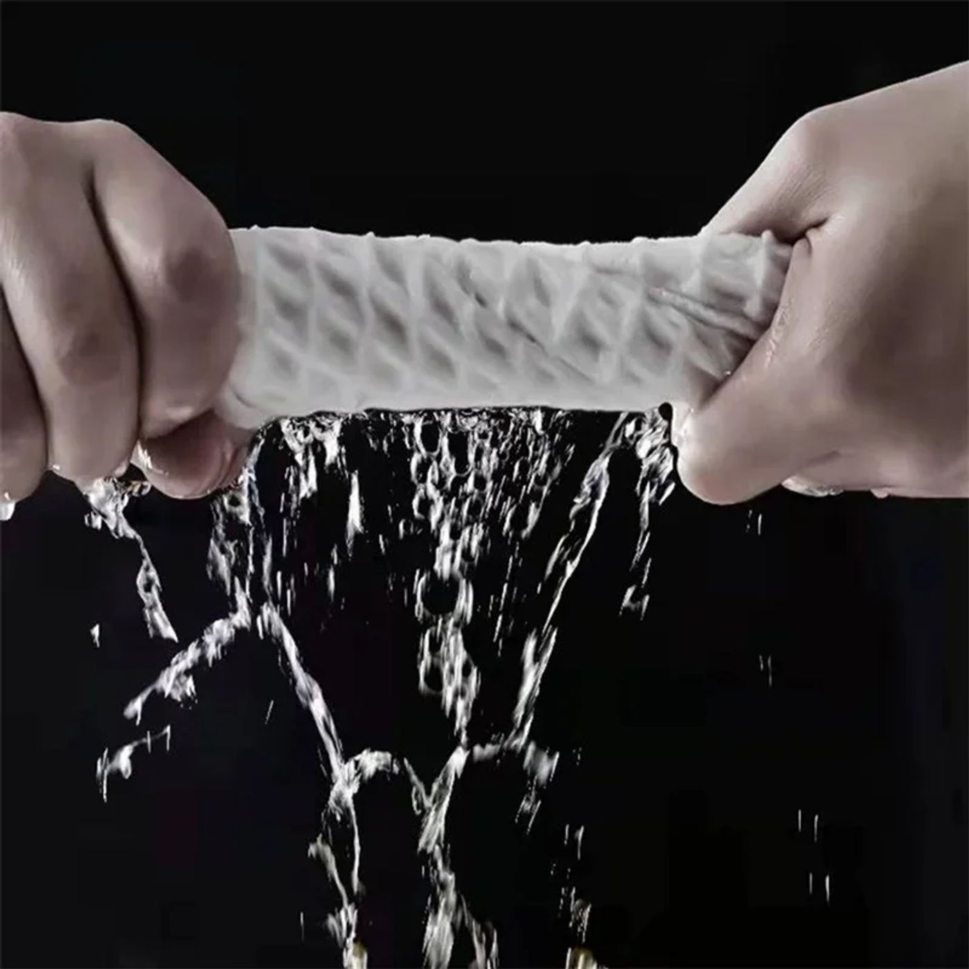 Slide e067208e36f34768b599cc5b06ec186e