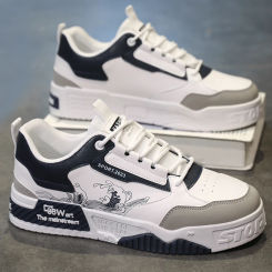 Vulcanized Shoes for Men Flat Comfortable Soft Casual Sneakers Outdoor Sports Fashion Lace-up Leather Skate Shoes Men